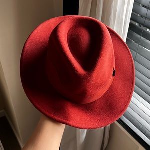 Aldo Hat. How I Wanderlust Mauve Hat.